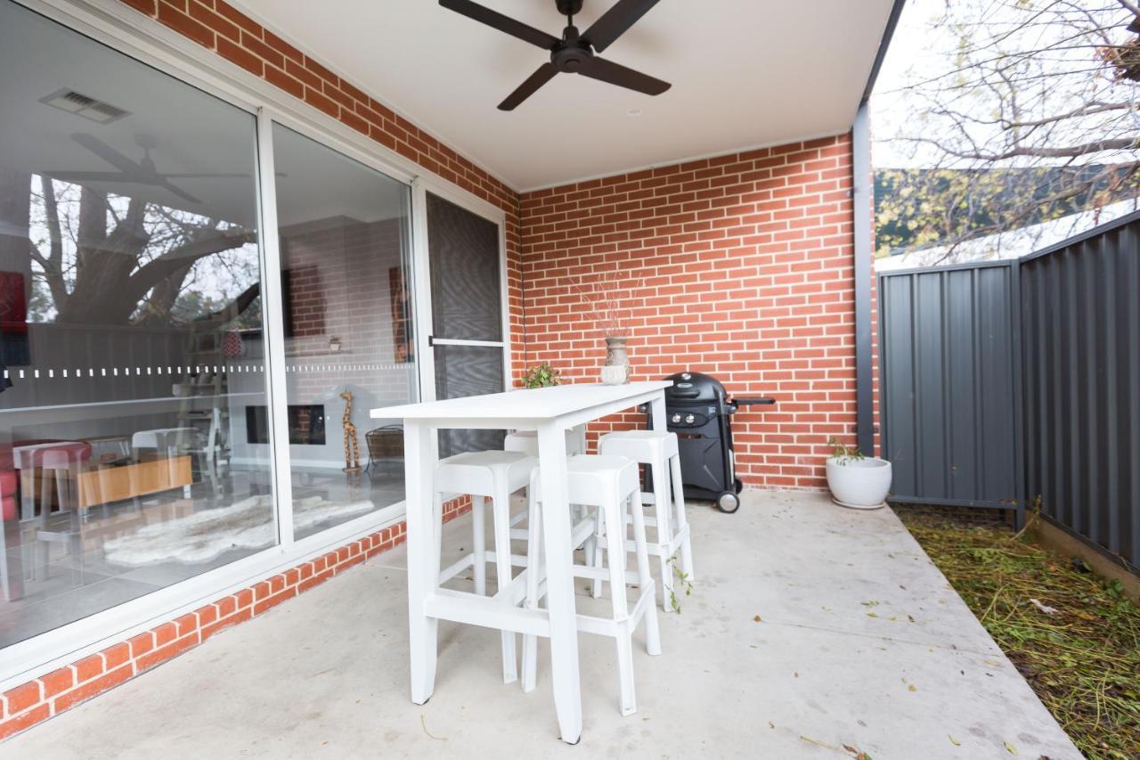 Best Central Wagga Townhouse Wagga Wagga Exterior photo