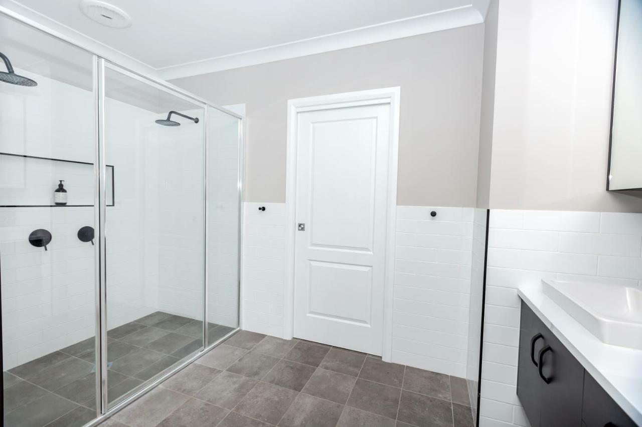 Best Central Wagga Townhouse Wagga Wagga Exterior photo